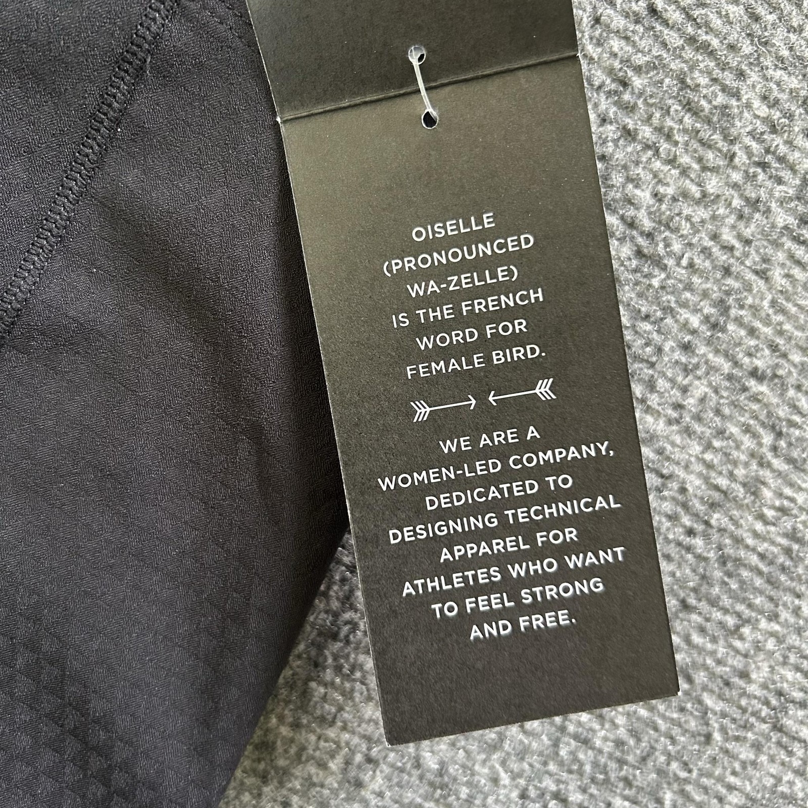 Oiselle Shorts Womens 16/18 Black Long Track Fan Running Athletic 4.5 Inseam — image 3 of 8